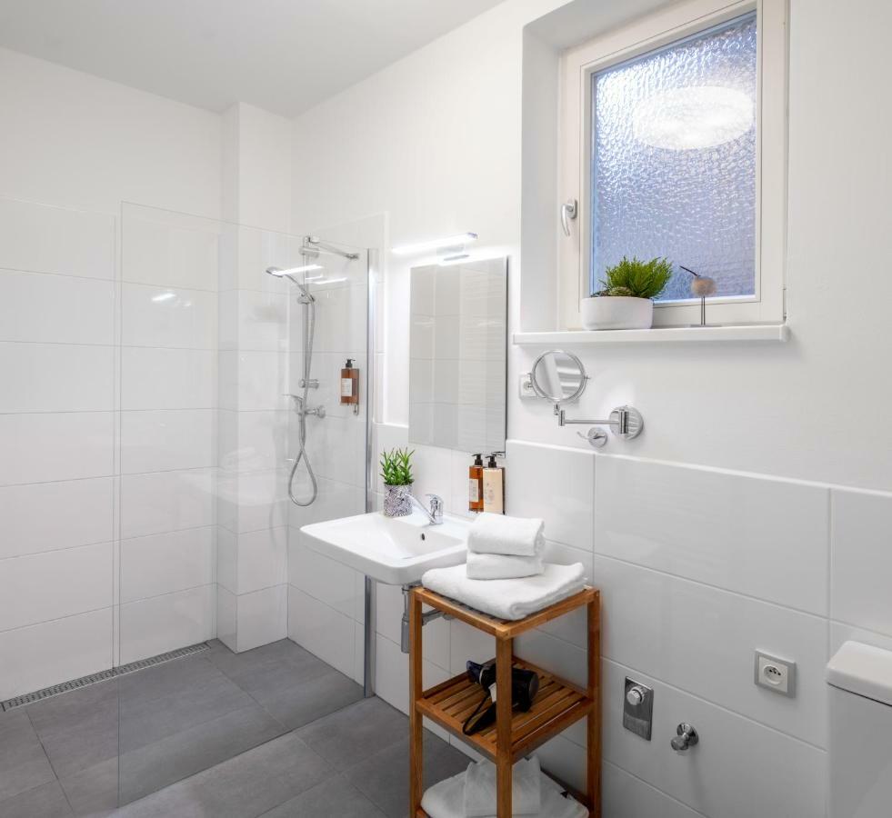 City Leaf Apartments Prague Ngoại thất bức ảnh